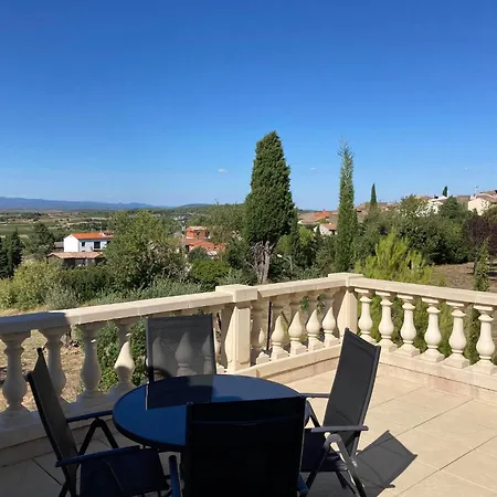 Villa In Montbrun With Pool & Vineyard Views, Cleaning Included Montbrun-des-Corbières
